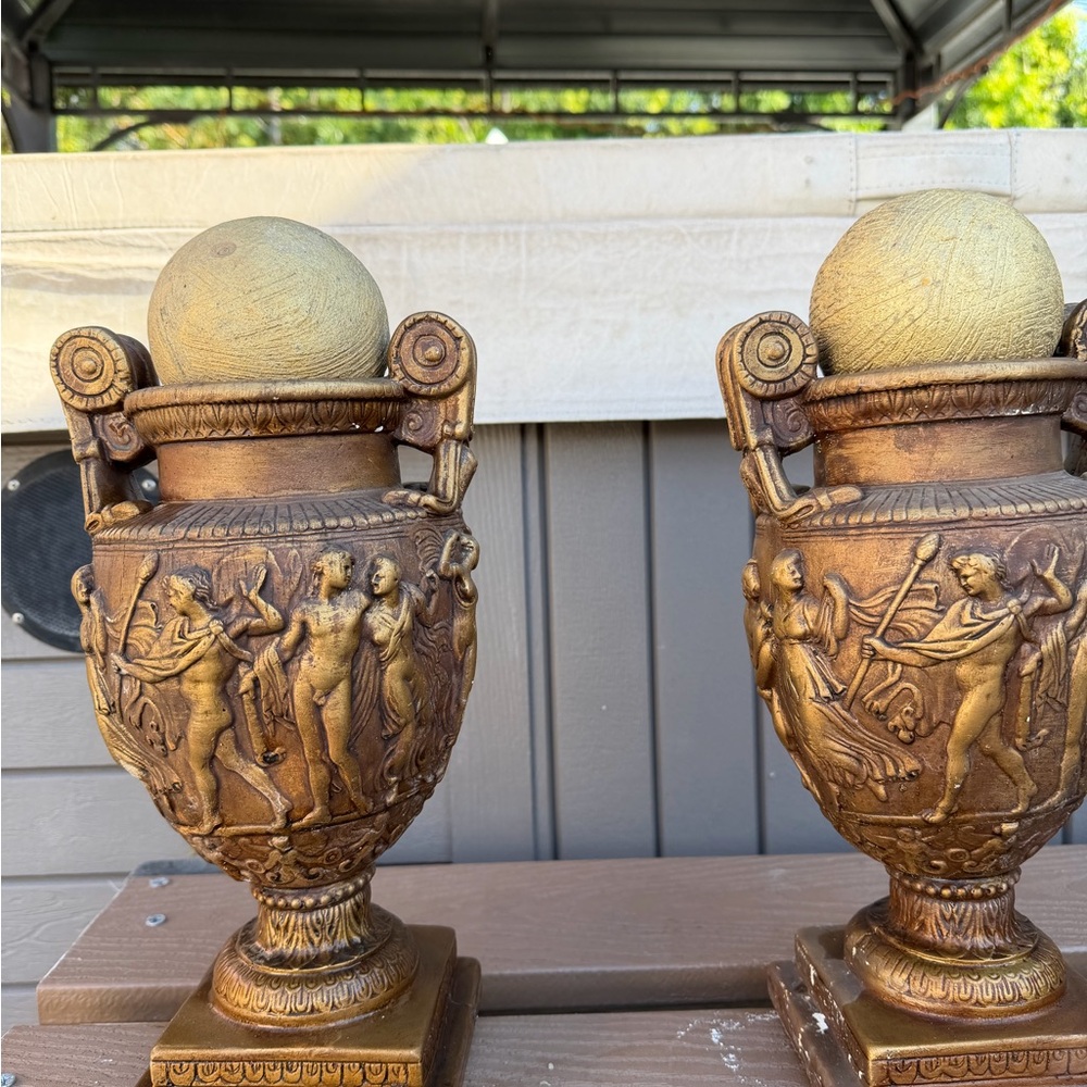 Classic Gold Decorative Urn Set - Picture 3 of 7